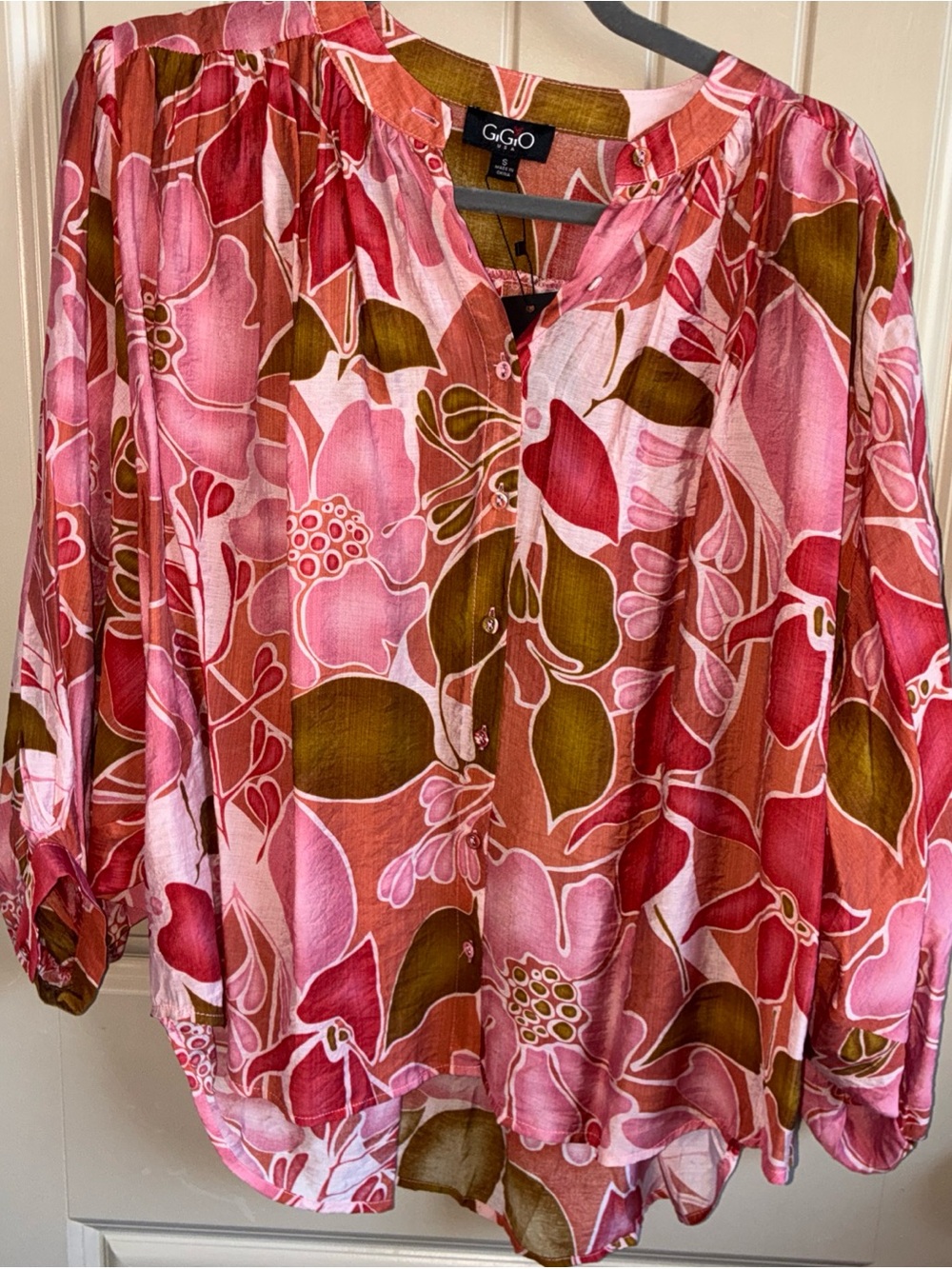 G.G.O Pink Floral Button-Front Women's Blouse
